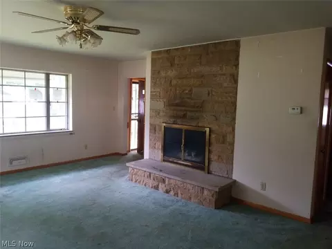 519 Crestview Ave, Akron, OH 44320 photo 3