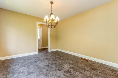 715 Overbrook Rd, Elyria, OH 44035 photo 14