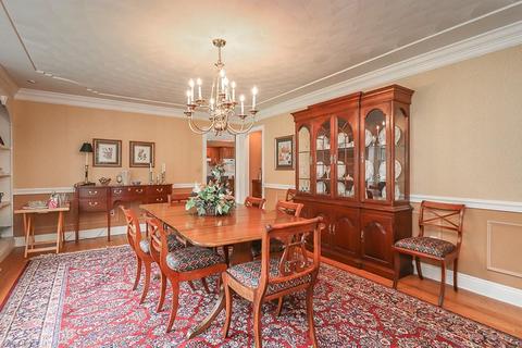 715 Overbrook Rd, Elyria, OH 44035 photo 6