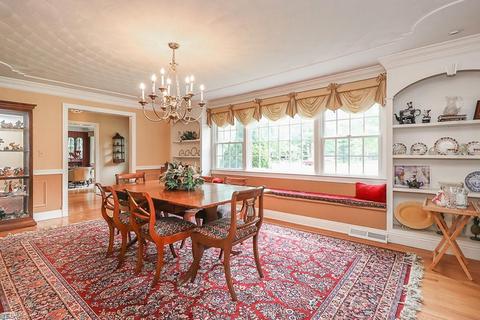 715 Overbrook Rd, Elyria, OH 44035 photo 5