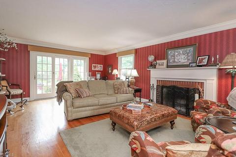 715 Overbrook Rd, Elyria, OH 44035 photo 17