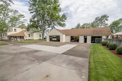 935 Gulf Rd, Elyria, OH 44035 photo 27