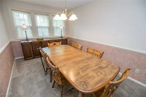 935 Gulf Rd, Elyria, OH 44035 photo 9