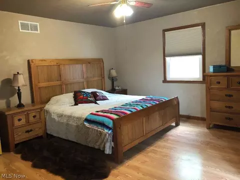 214 Everson Rd, Belpre, OH 45714 photo 9