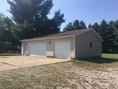 214 Everson Rd, Belpre, OH 45714 photo 17