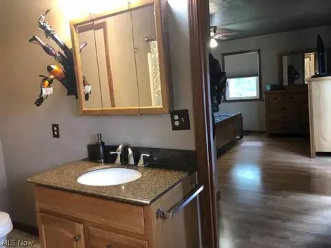 214 Everson Rd, Belpre, OH 45714 photo 11