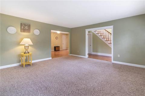 21 E Front St, Milan, OH 44846 photo 7