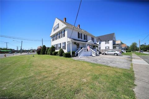 809 Lake Ave, Ashtabula, OH 44004 photo 2