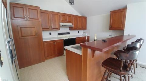 2810 Hull Rd, Huron, OH 44839 photo 4