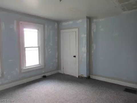 49 Ely St, Alliance, OH 44601 photo 6