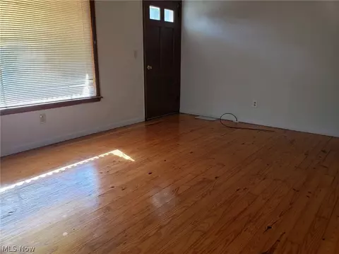 5218 Kain Ave, Ashtabula, OH 44004 photo 5