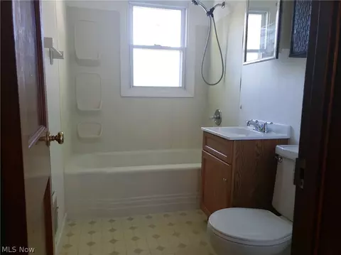 5218 Kain Ave, Ashtabula, OH 44004 photo 6