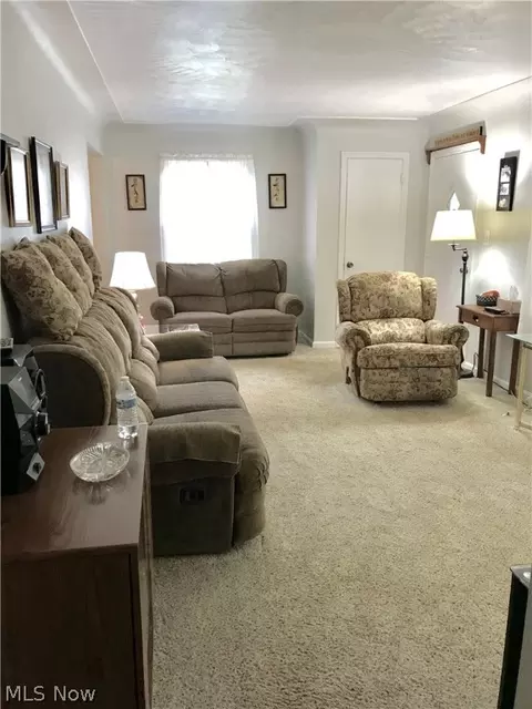 291 Overlook Blvd, Struthers, OH 44471 photo 5