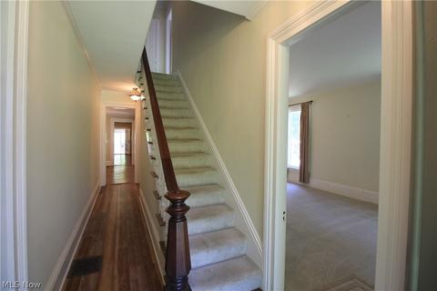 386 E Garfield Rd, Aurora, OH 44202 photo 4
