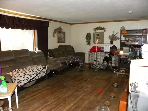 382 Abbe Rd N, Elyria, OH 44035 photo 2