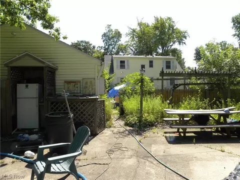 382 Abbe Rd N, Elyria, OH 44035 photo 8