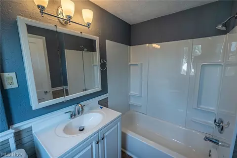 2003 Spring Ave NE, Canton, OH 44714 photo 15