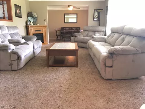 107 S Ridge Rd W, Conneaut, OH 44030 photo 2