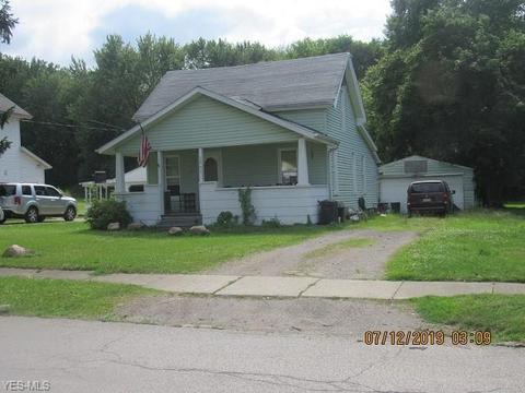 5863 Runkle Ave, Ashtabula, OH 44004 photo 1