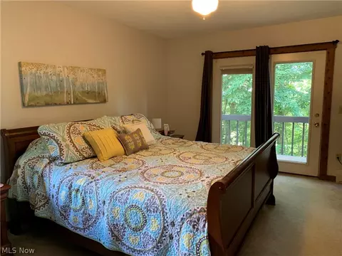 345 E Ohio Ave, Dover, OH 44622 photo 17