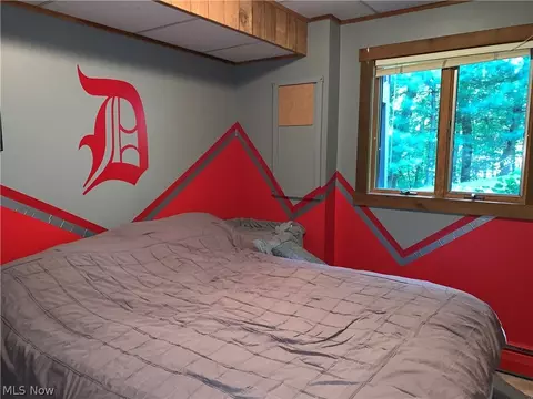 345 E Ohio Ave, Dover, OH 44622 photo 24