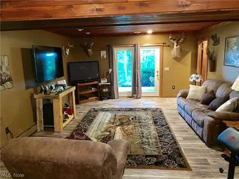 345 E Ohio Ave, Dover, OH 44622 photo 14