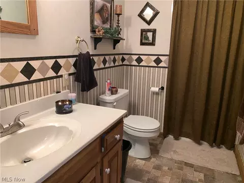 345 E Ohio Ave, Dover, OH 44622 photo 25