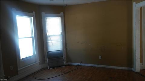 314 W 9th St, Lorain, OH 44052 photo 18