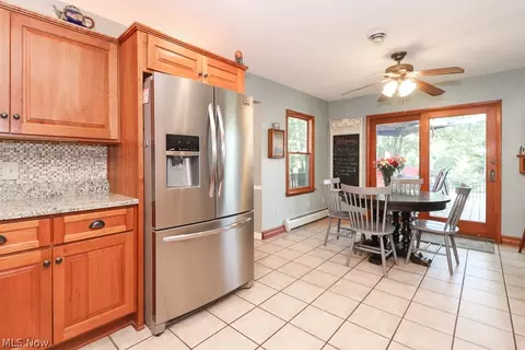 209 Vassar Ave, Elyria, OH 44035 photo 11