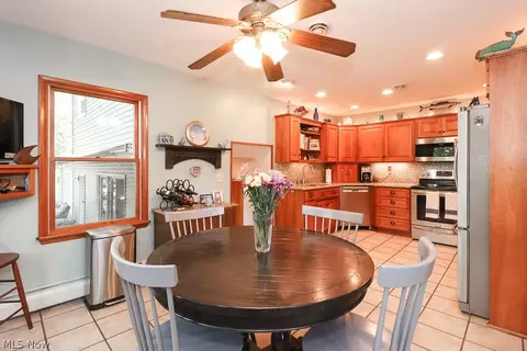 209 Vassar Ave, Elyria, OH 44035 photo 13