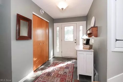 209 Vassar Ave, Elyria, OH 44035 photo 2