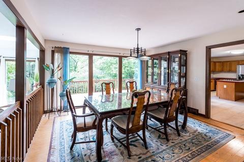 5493 Pine Ln, Solon, OH 44139 photo 9