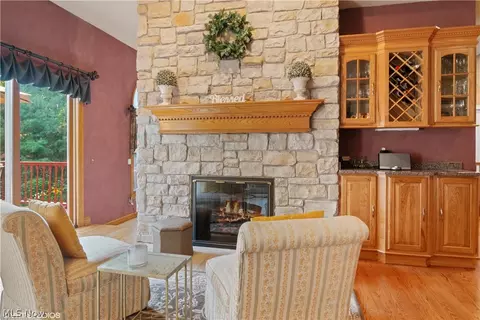 7135 Longview Dr, Solon, OH 44139 photo 4