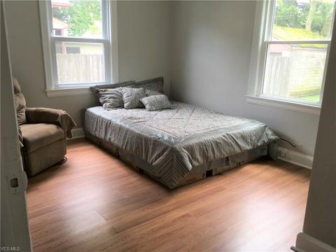 130 Taft Ave, Elyria, OH 44035 photo 11
