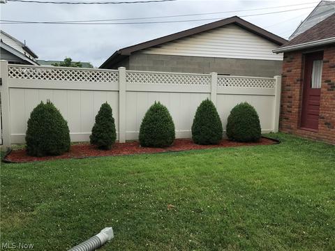 2100 Commerce St, Wellsburg, WV 26070 photo 4