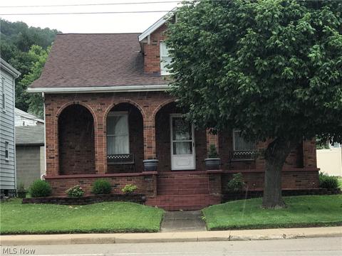 2100 Commerce St, Wellsburg, WV 26070 photo 1