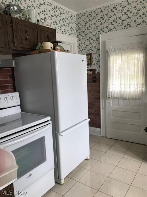 2100 Commerce St, Wellsburg, WV 26070 photo 5