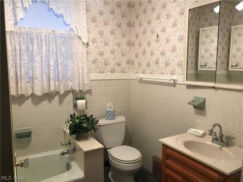 2100 Commerce St, Wellsburg, WV 26070 photo 19