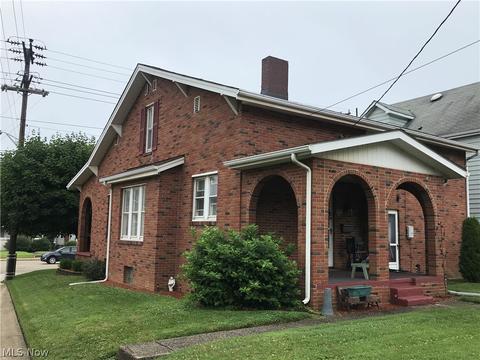 2100 Commerce St, Wellsburg, WV 26070 photo 2
