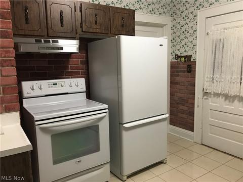 2100 Commerce St, Wellsburg, WV 26070 photo 8