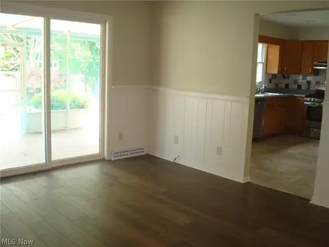 1538 Cherry Ln, Ashtabula, OH 44004 photo 4