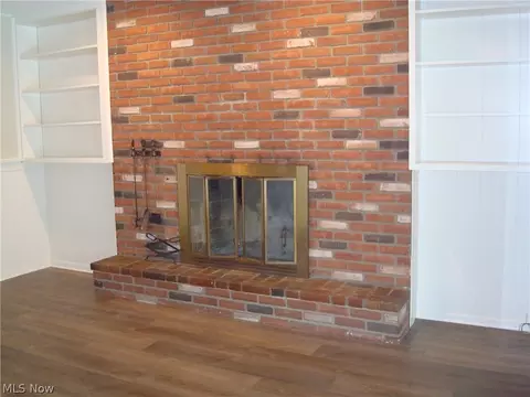 1538 Cherry Ln, Ashtabula, OH 44004 photo 3