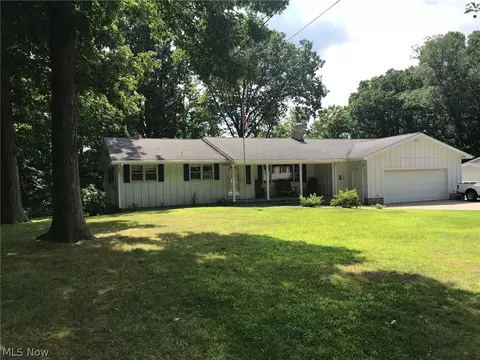 4510 Diane Dr, Ashtabula, OH 44004 photo 1