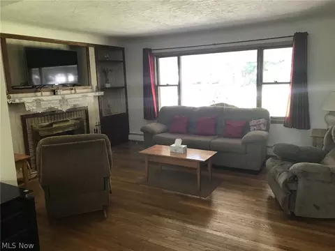 4510 Diane Dr, Ashtabula, OH 44004 photo 4