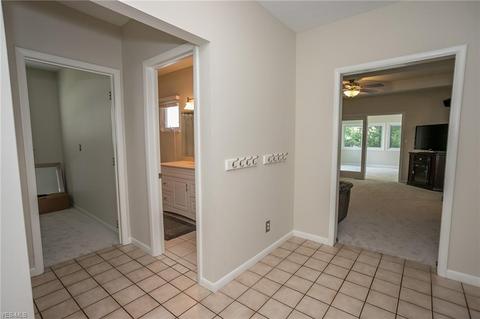6589 Forest Glen Ave, Solon, OH 44139 photo 18