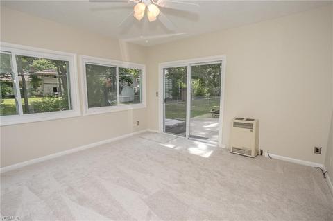 6589 Forest Glen Ave, Solon, OH 44139 photo 16