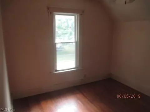 337 8th St, Elyria, OH 44035 photo 8