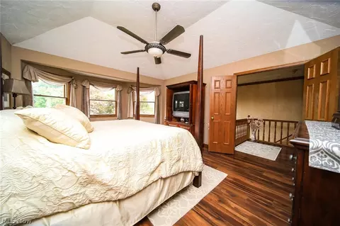 34160 Beacon Dr, Willoughby, OH 44094 photo 19
