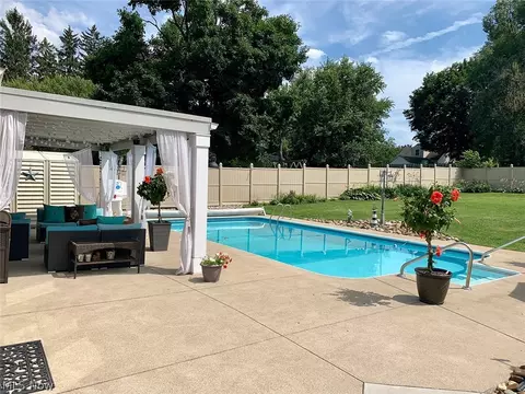 4226 8th St NW, Canton, OH 44708 photo 10