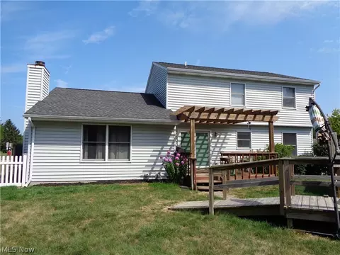 3209 E Stoneway Dr, Sandusky, OH 44870 photo 3